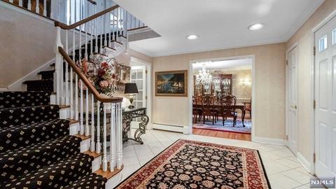 4 Pheasant Run, Saddle River, NJ 07458 photo 1