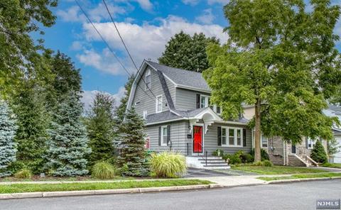 2 Ross Ave, Demarest, NJ 07627 photo 1