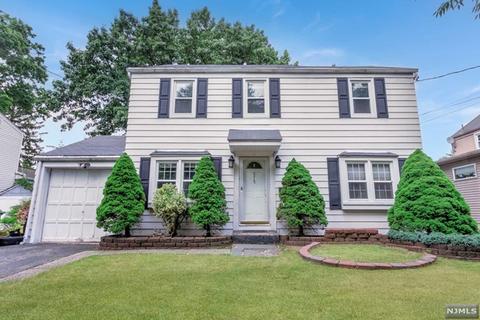 375 Kenwood Rd, Paramus, NJ 07652 photo 1