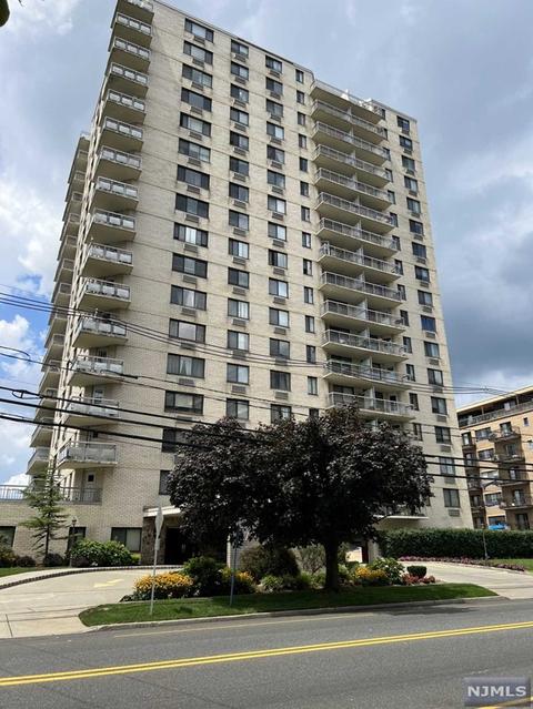 307 Prospect Ave #12B, Hackensack, NJ 07601 photo 1