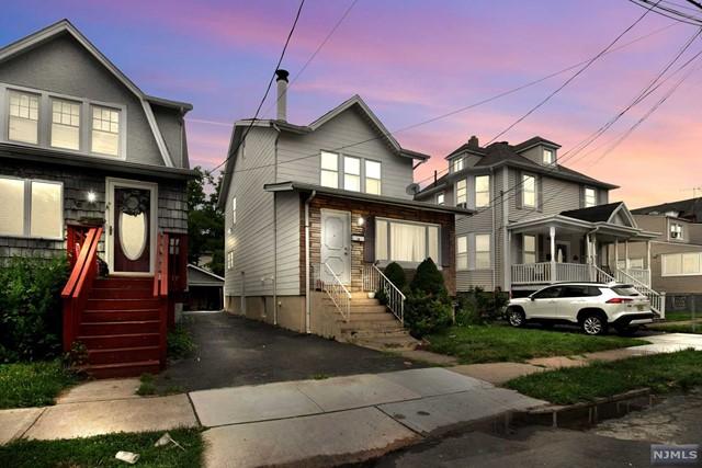  18 Elm St, Ridgefield Park, NJ 07660 photo 1