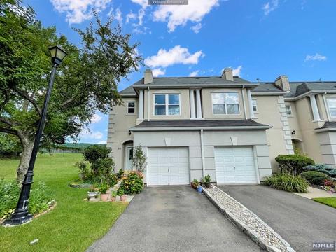 8510 Brittany Dr, Wayne, NJ 07470 photo 1