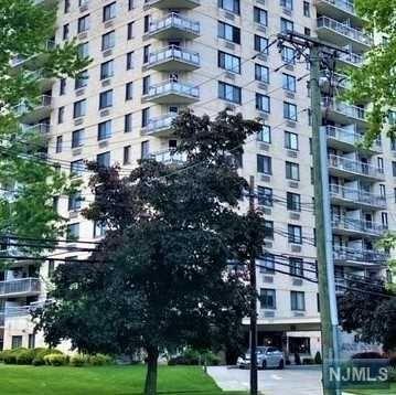 307 Prospect Ave #10 F, Hackensack, NJ 07601 photo 1