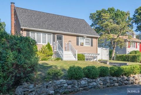 218 Linden Rd, Wayne, NJ 07470 photo 1