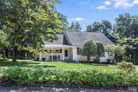 21 Schuyler Rd, Wayne, NJ 07470 photo 1