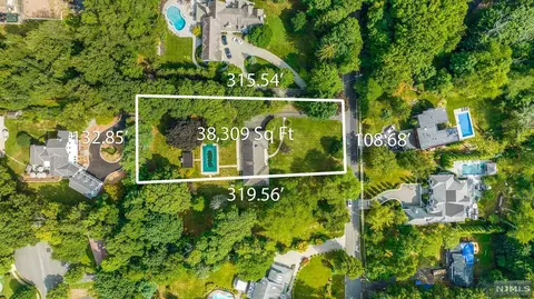59 Hickory Ln # B, Closter, NJ 07624