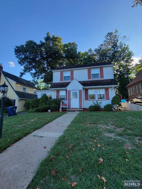 219 Elm Ave, Hackensack, NJ 07601 photo 1