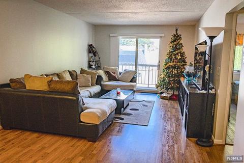38 Moonachie Rd #116, Hackensack, NJ 07601 photo 1