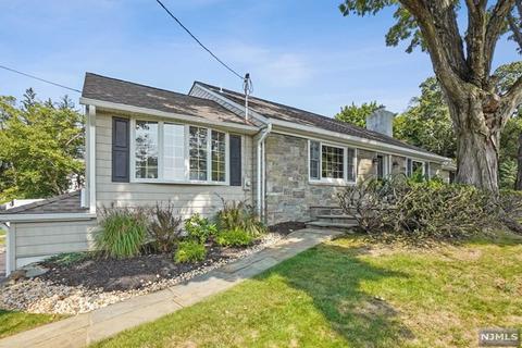 280 Alps Rd, Wayne, NJ 07470 photo 1