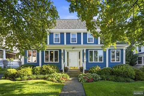 362 Lookout Ave, Hackensack, NJ 07601 photo 1