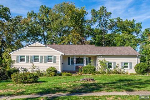 17 Rande Dr, Wayne, NJ 07470 photo 1