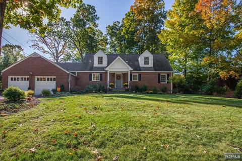533 Pines Lake Dr, Wayne, NJ 07470 photo 1