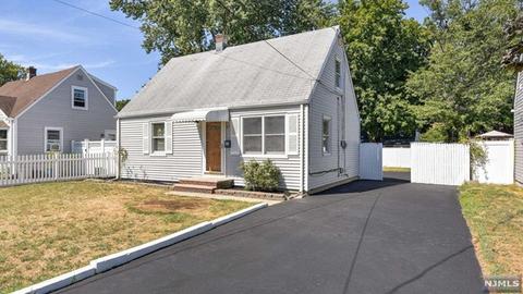 47 Bergen Ave, Wanaque, NJ 07420 photo 1