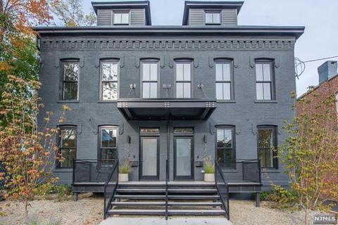 132 Walnut St, Montclair, NJ 07042 photo 1