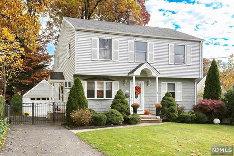 9 Devoe Pl, Hawthorne, NJ 07506 photo 1