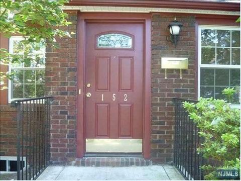 152 Summit Ave, Hackensack, NJ 07601 photo 1