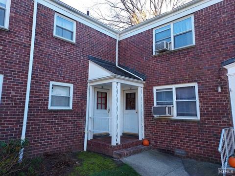 479 Maple Hill Dr #38, Hackensack, NJ 07601 photo 1