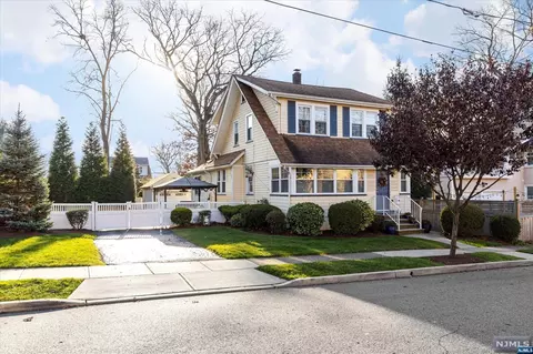 102 E Van Ness Ave, Rutherford, NJ 07070 photo 1