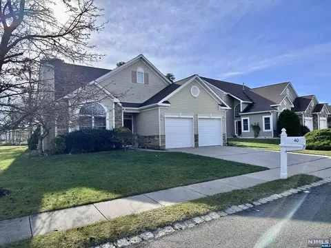 40 Pancoast Rd, Ocean, NJ 08758 photo 1