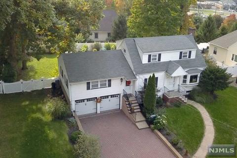 5 Hilltop Ter, Wayne, NJ 07470 photo 1