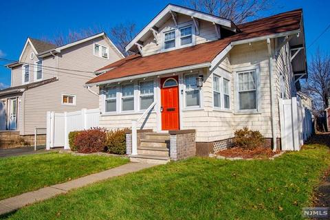 17 Westervelt Pl, Teaneck, NJ 07666 photo 1