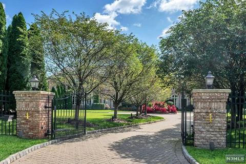 4 Stone Tower Dr, Alpine, NJ 07620