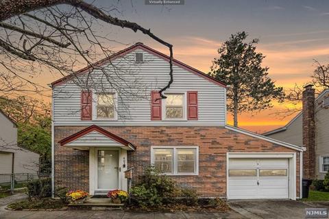 407 Terhune Ave, Paramus, NJ 07652 photo 1