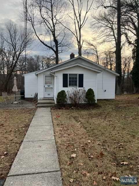 165 Park Ln, Wayne, NJ 07470 photo 1