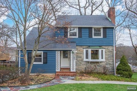 134 Chestnut Dr, Wayne, NJ 07470 photo 1