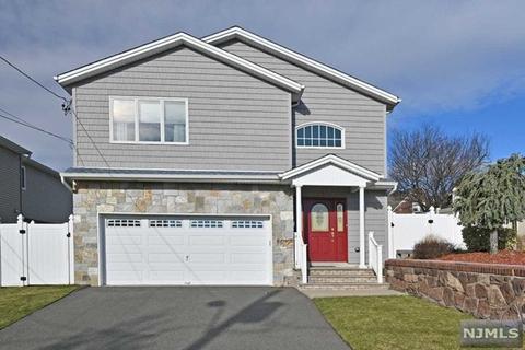 137 Hopper St, Hackensack, NJ 07601 photo 1