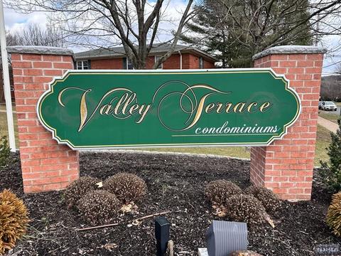 1140 Valley Rd #1A, Wayne, NJ 07470 photo 1