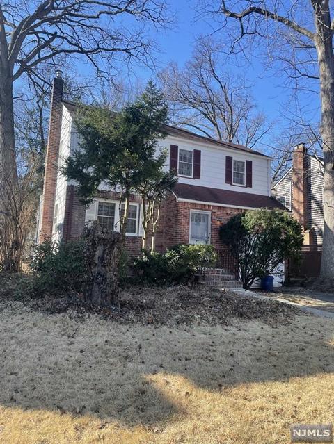 233 Ross Ave, Hackensack, NJ 07601 photo 1