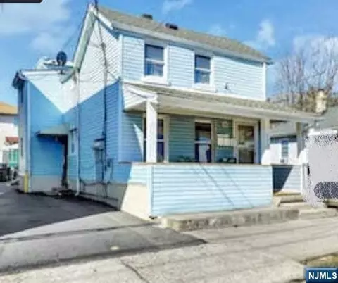 223 Washington Ave, Hackensack, NJ 07601 photo 1