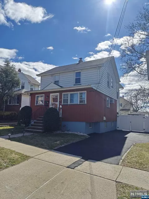 327 Parker Ave, Hackensack, NJ 07601 photo 1