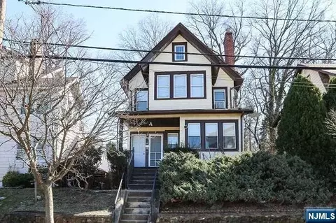 29 Berkeley Pl, Bloomfield, NJ 07003 photo 1