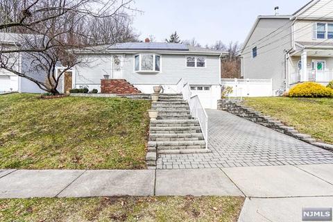 69 Thomas St, Clifton, NJ 07013 photo 1