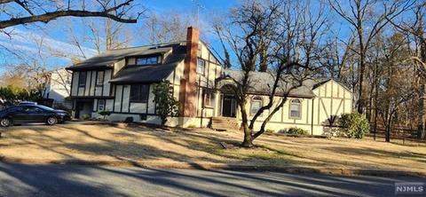 89 Cedar Pl, Wayne, NJ 07470 photo 1