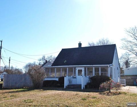9 Paul Pl, Wanaque, NJ 07420 photo 1