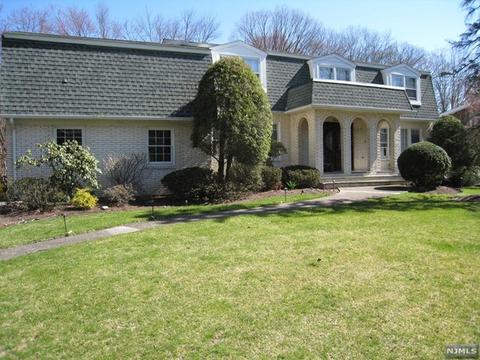 74 Pine Ter, Demarest, NJ 07627 photo 1