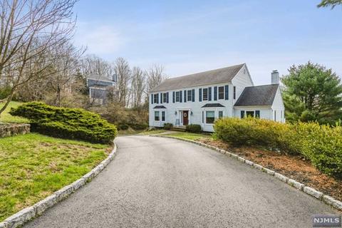 5 Colonial Ct, Randolph, NJ 07869 photo 1