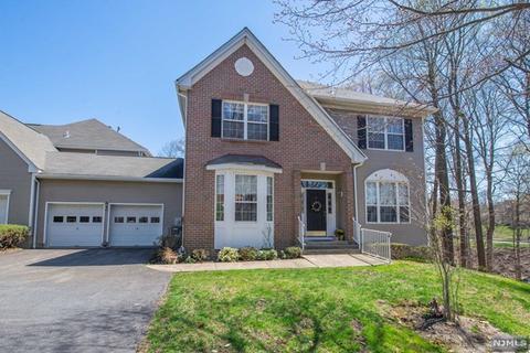 22 Cambridge Pl, Wayne, NJ 07470 photo 1