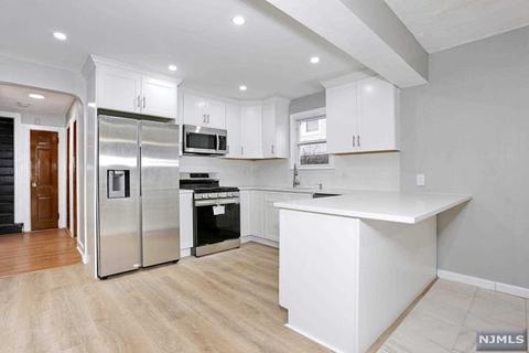 30 E Spring Valley Ave, Maywood, NJ 07607 photo 1