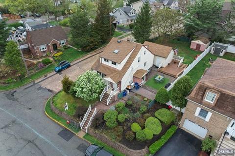 89 Sadler Rd, Bloomfield, NJ 07003 photo 1