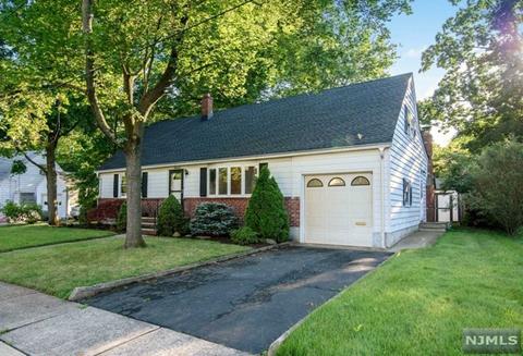 17 Cherry Ct, Cresskill, NJ 07626 photo 1