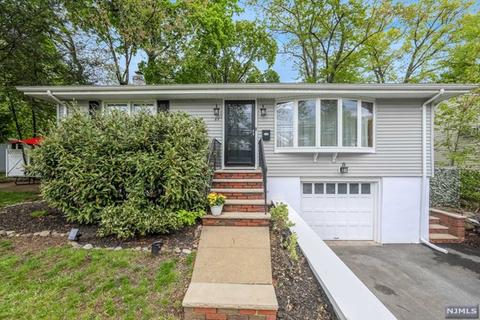 87 E Prospect St, Waldwick, NJ 07463 photo 1