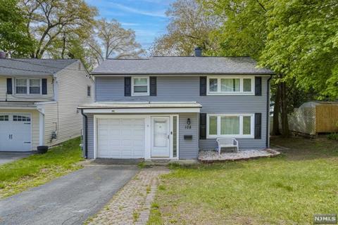108 E Prospect St, Waldwick, NJ 07463 photo 1