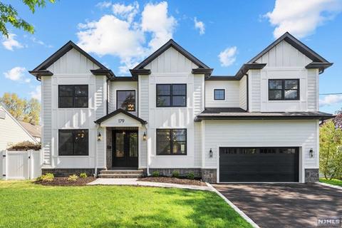 179 Reid Way, Paramus, NJ 07652 photo 1