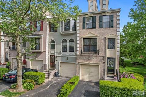 307 Winthrop Dr, Nutley, NJ 07110 photo 1