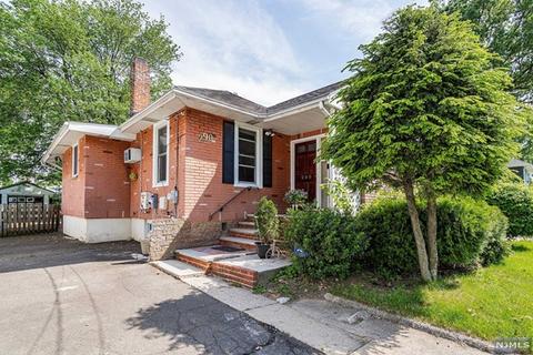 290 Wilson St, Hackensack, NJ 07601 photo 1