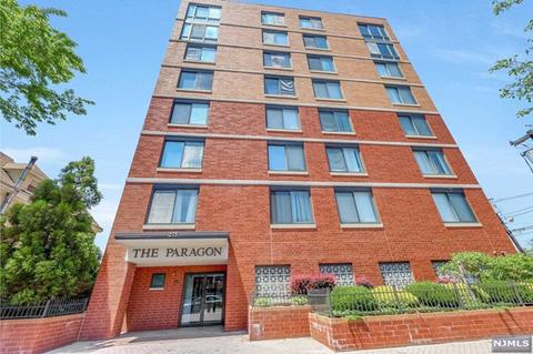 275 State St #4C, Hackensack, NJ 07601 photo 1